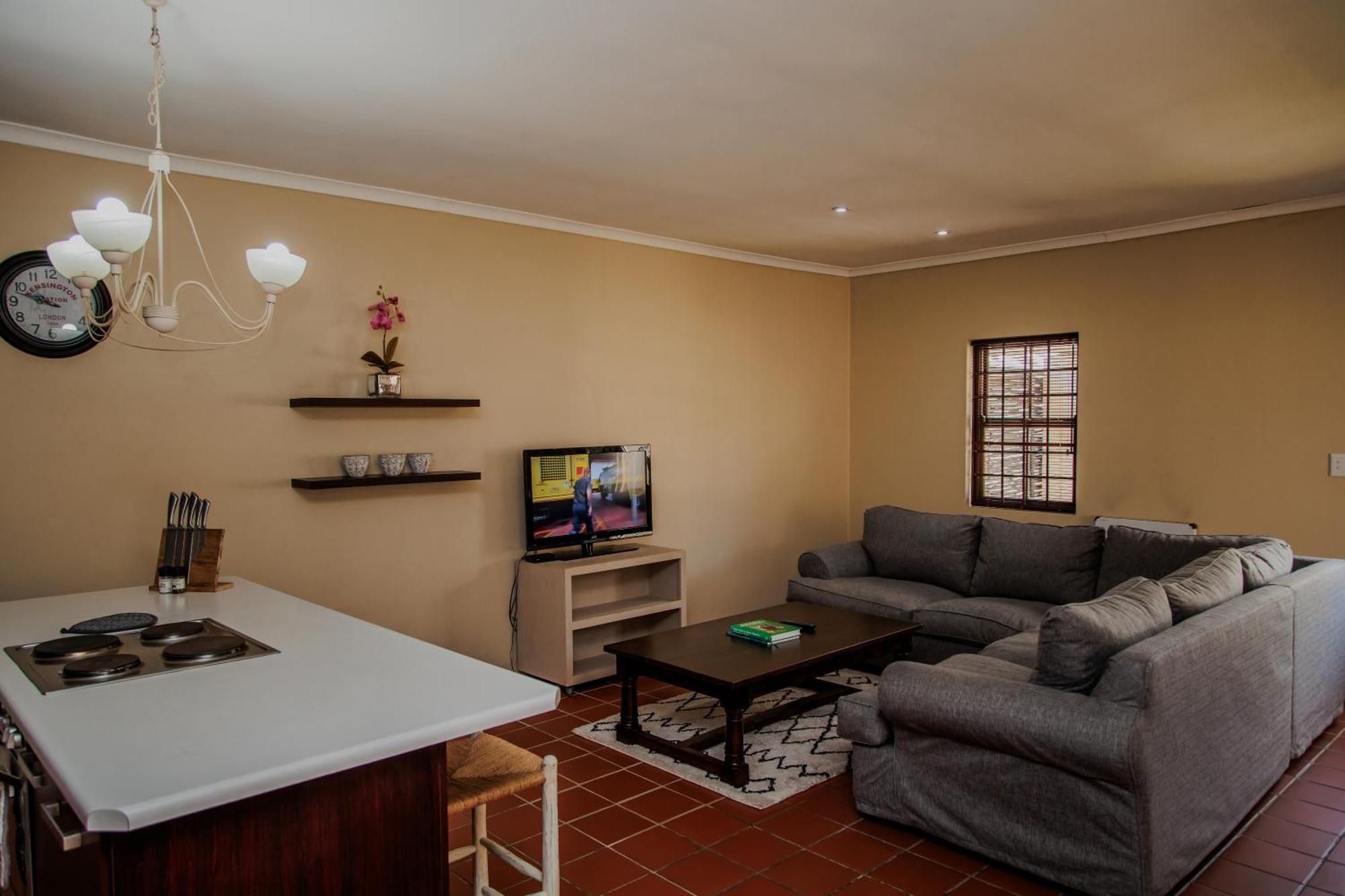 Swellendam Self Catering Villa Room photo