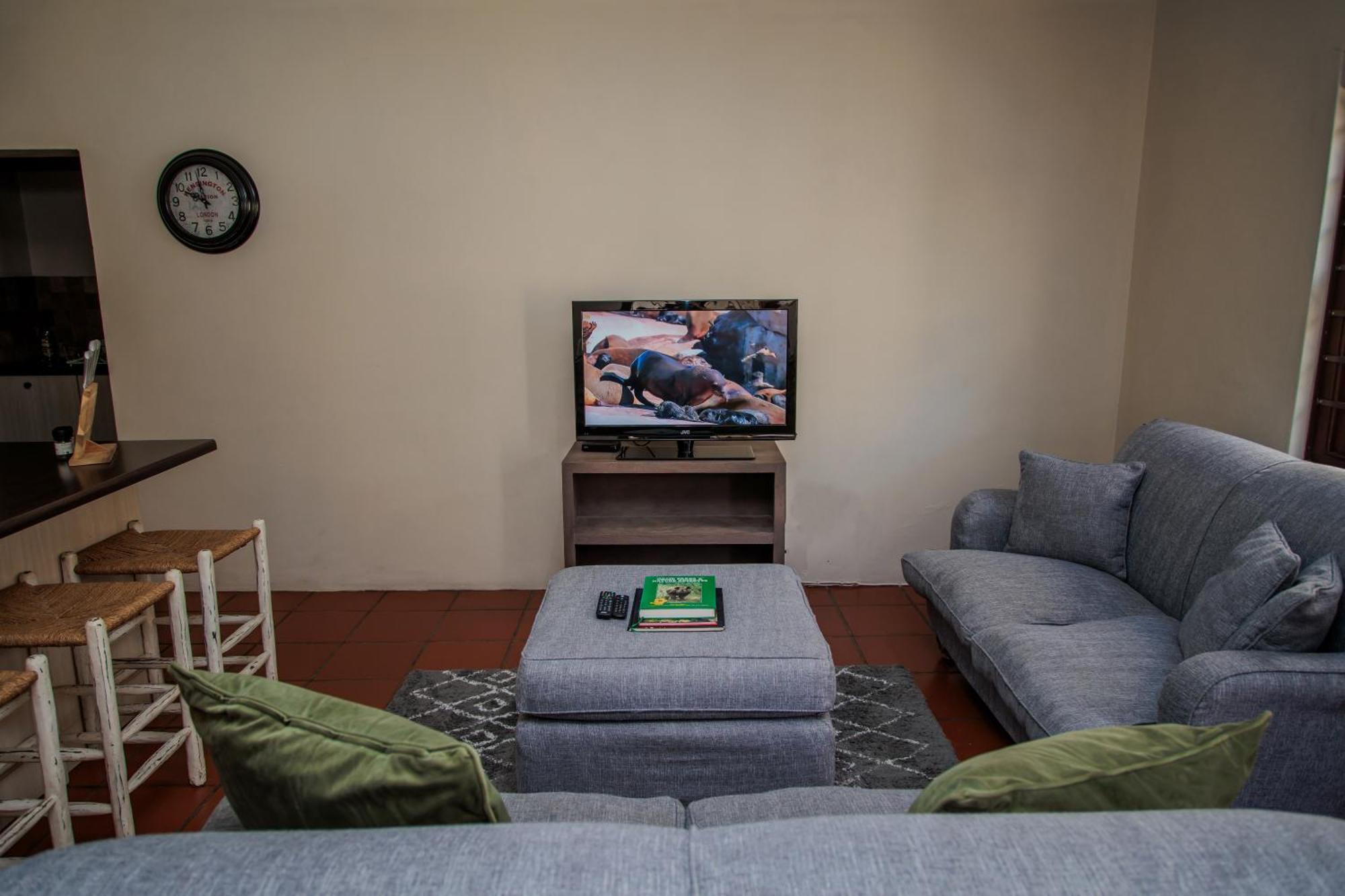 Swellendam Self Catering Villa Room photo