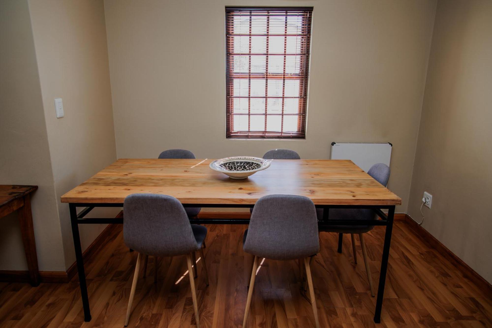 Swellendam Self Catering Villa Room photo